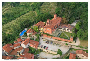 Гостиница Castello Rosso  Салуццо